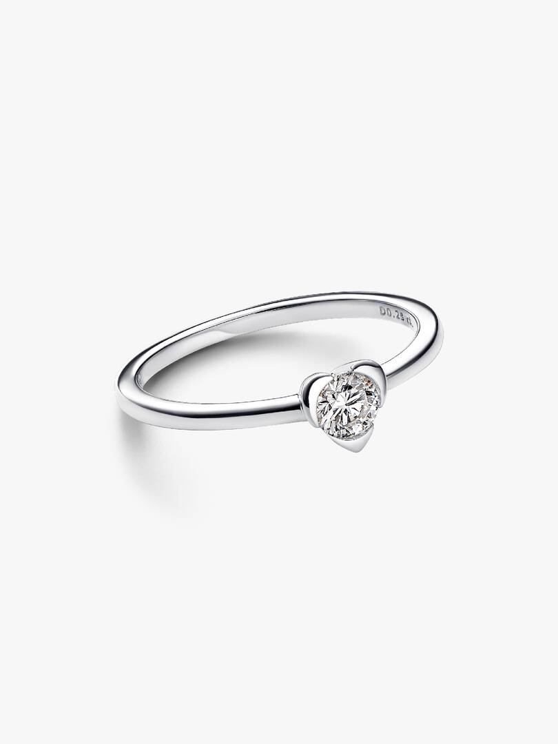 Anillo Solitario Minimalista con Zirconia Brillante