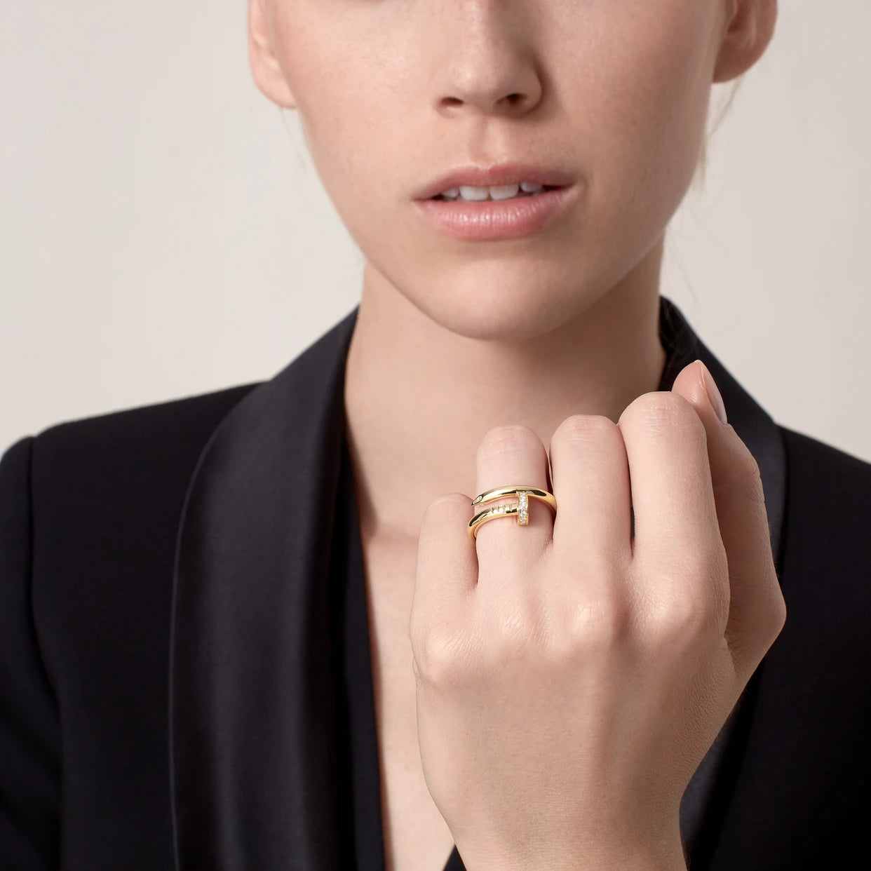 Anillo Clavo Cartier Dorado