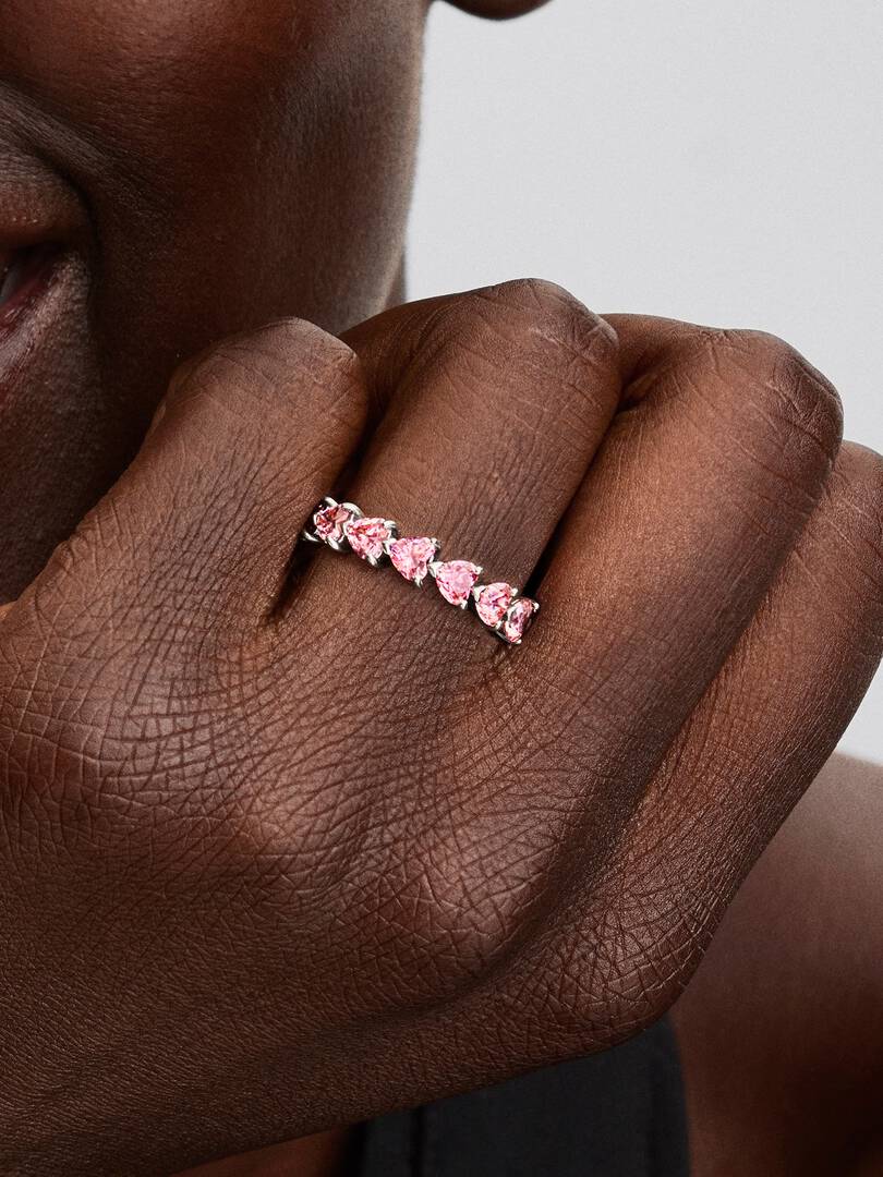 Anillo Eternity de Corazones en Plata 925 con Zirconias Rosadas