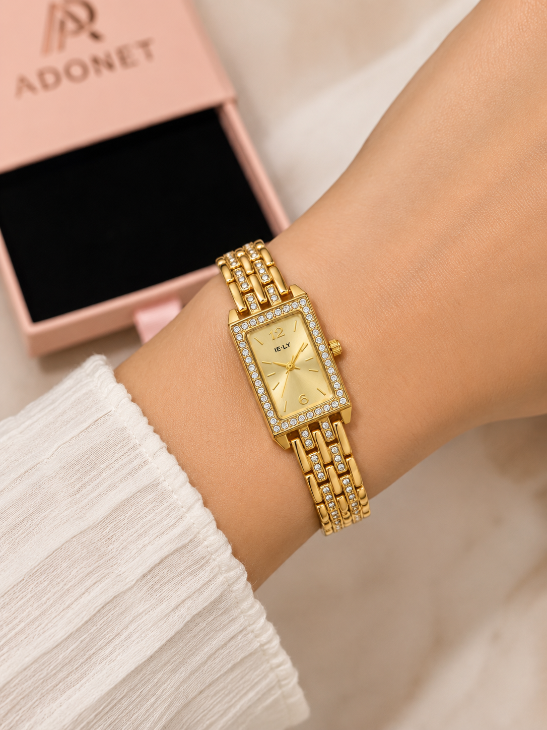 Reloj E-LY Dorado Completo Full Piedras