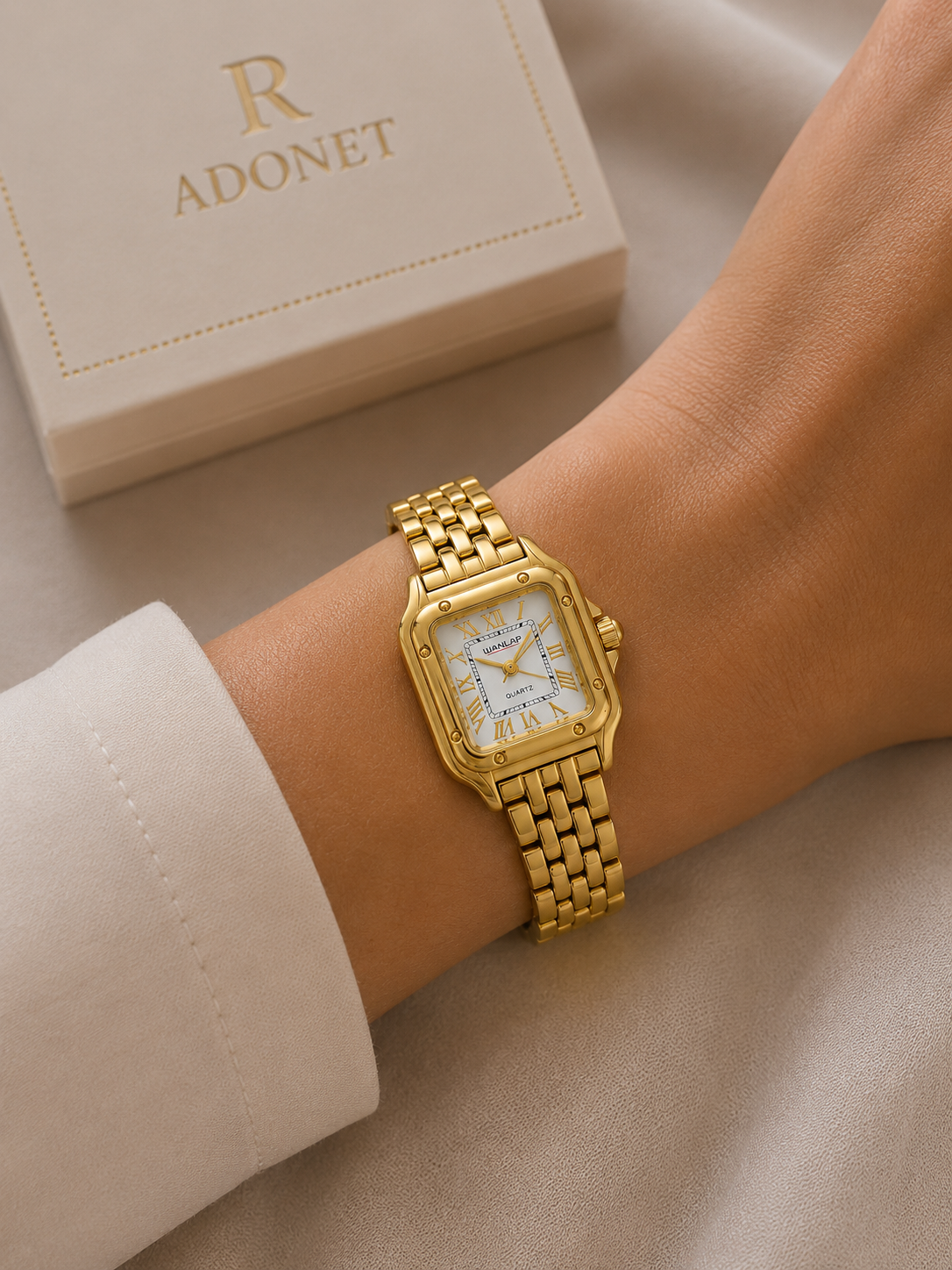 Reloj WANLAR Tipo Cartier Dorado
