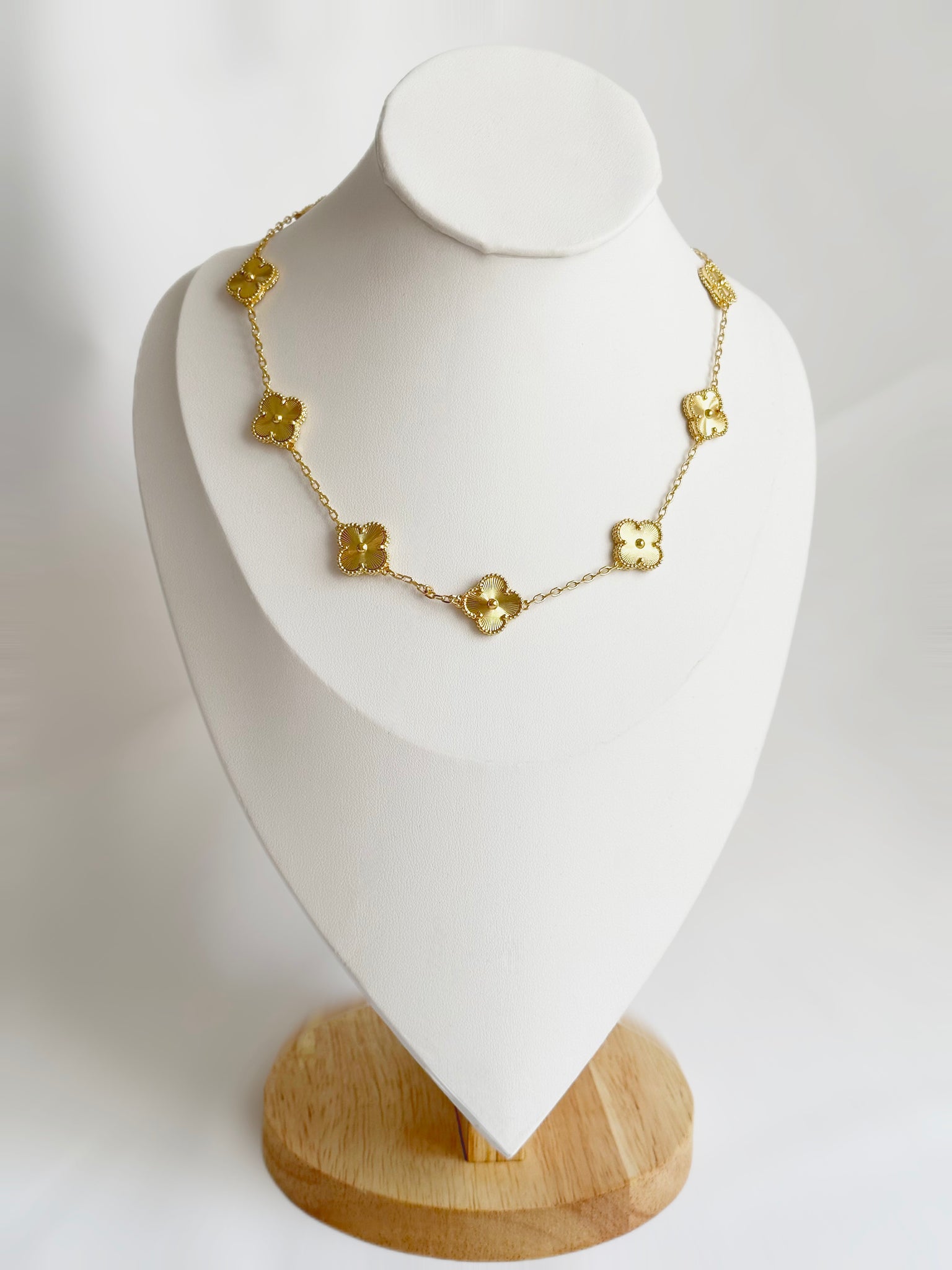 Collar 10 Tréboles Plata Cubierto en Oro Van Cleef & Arpels