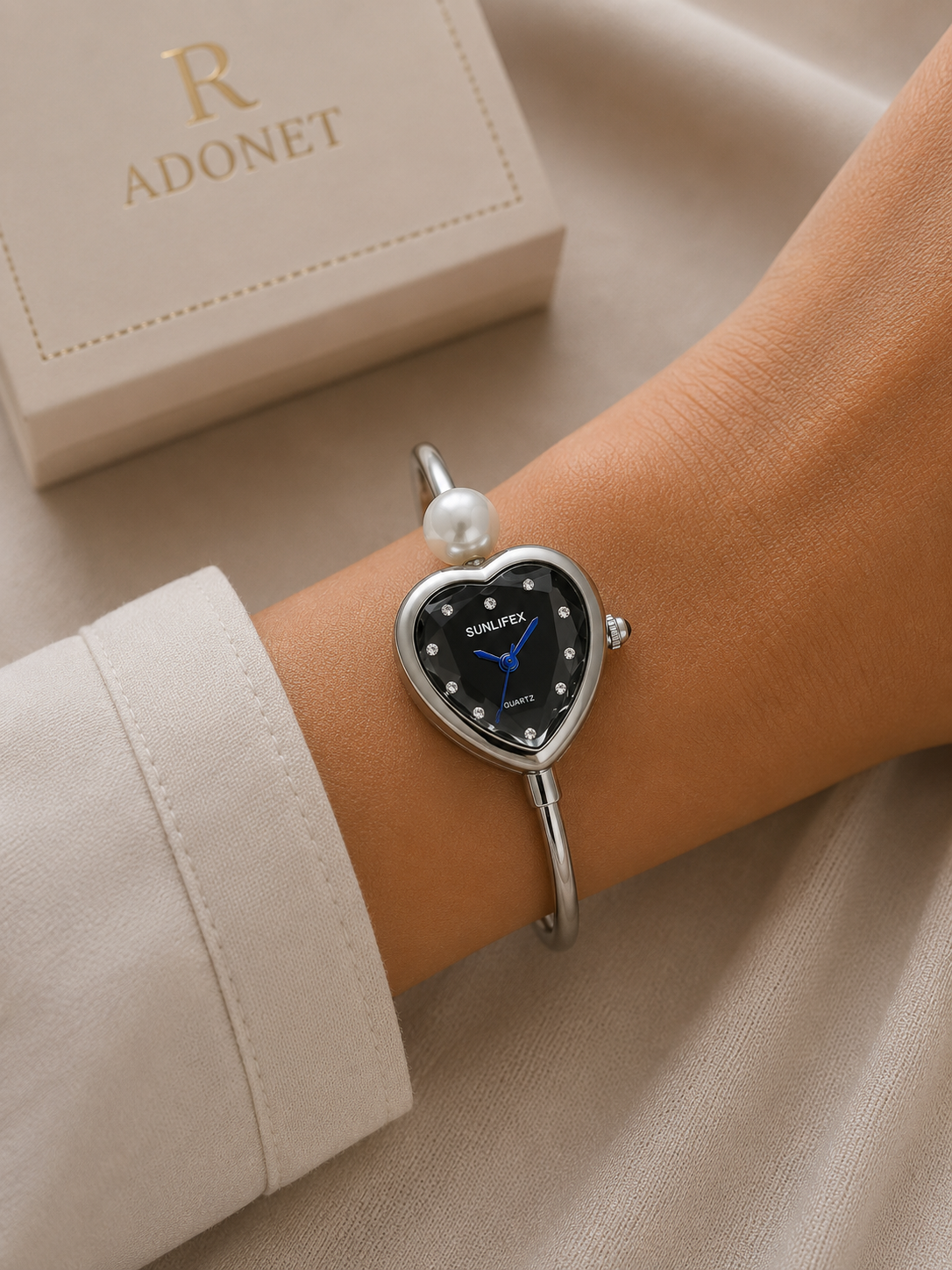 Reloj Corazón SUNLIFEX Rígido Plateado