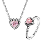 Conjunto Corazon en Relieve Rosa (Anillo + Collar)