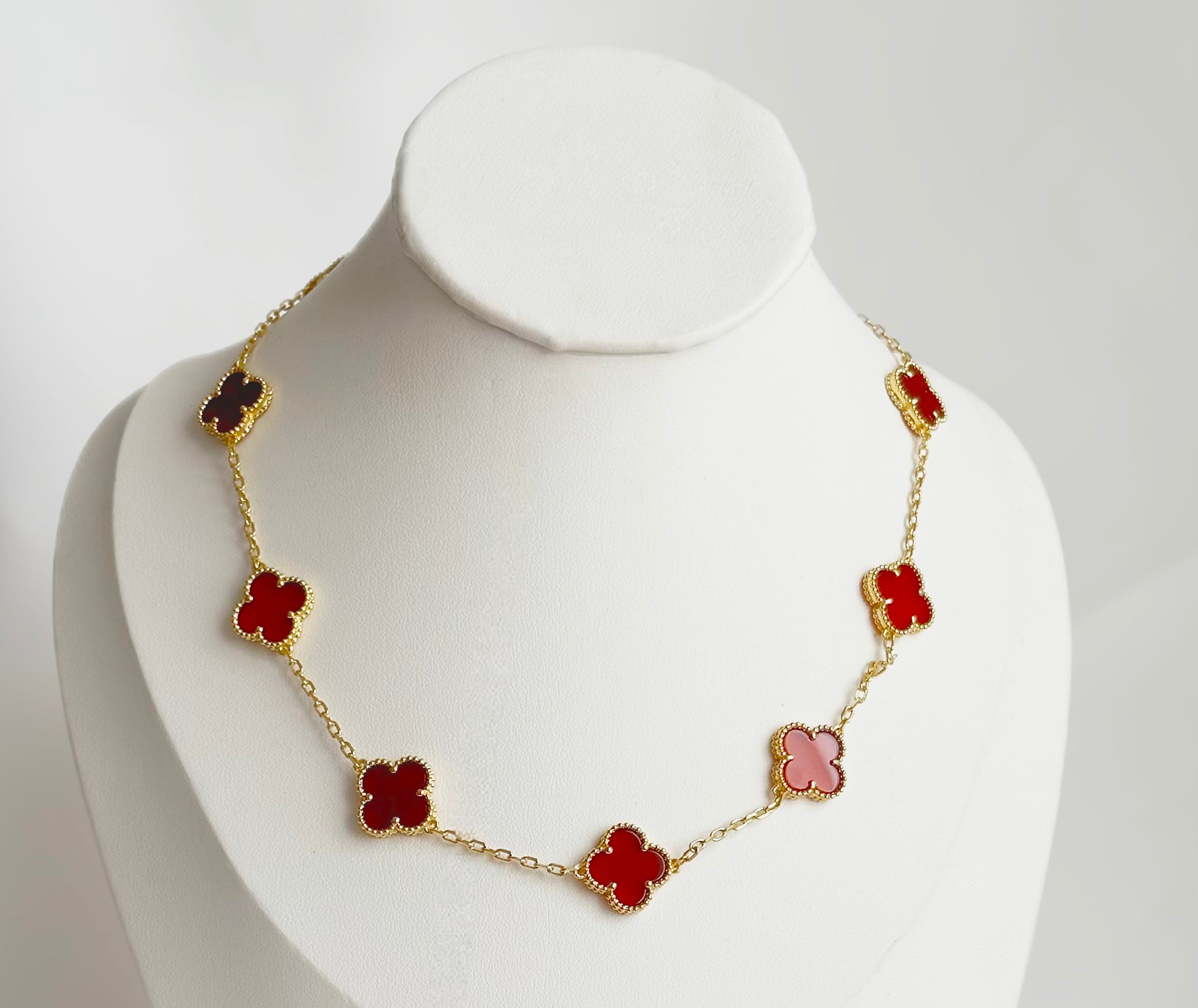 Collar 10 Tréboles Rojos Van Cleef & Arpels