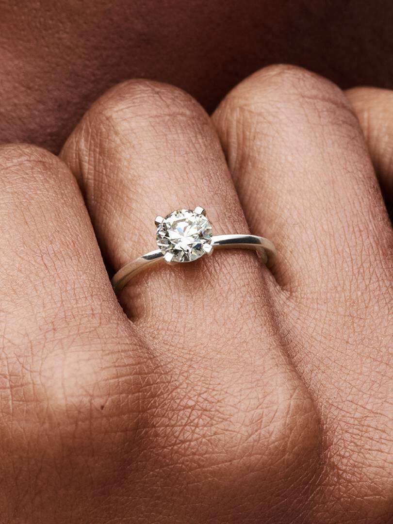 Anillo Solitario Zirconia Grande Brillante