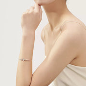 Pulsera Tiffany T Wire Plateada Con Zirconias