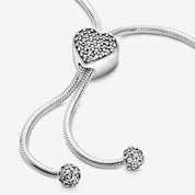 Pulsera Pandora Moments Cadena de Serpiente con Cierrre Deslizante Corazón en Pavé